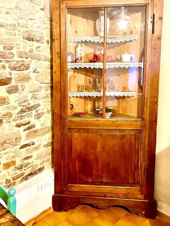 Assisi Anfiteatro Romano Ngoại thất bức ảnh